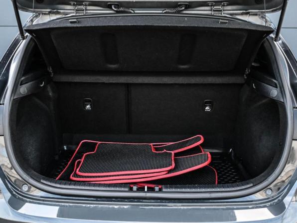 Kia Ceed III с пробегом 2019 года, цена 1 849 000 рублей, 122814 км, хэтчбек, Автокод Объявления