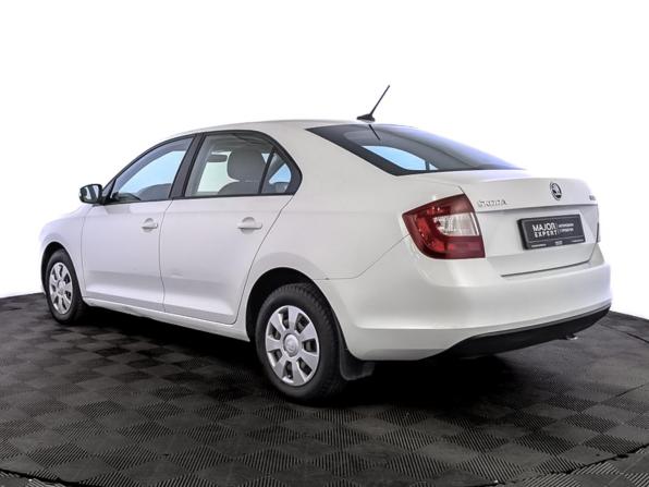 Skoda Rapid I Рестайлинг с пробегом 2019 года, цена 900 000 рублей, 167679 км, лифтбек, Автокод Объявления