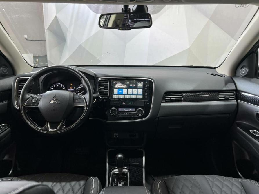 Mitsubishi Outlander III Рестайлинг 3 Оренбург  - изображение 12