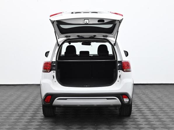 Mitsubishi Outlander III Рестайлинг 3 с пробегом 2020 года, цена 1 999 000 рублей, 287000 км, внедорожник, Автокод Объявления