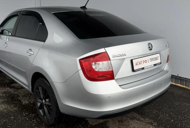 Skoda Rapid I с пробегом 2016 года, цена 1 045 000 рублей, 152292 км, лифтбек, Автокод Объявления