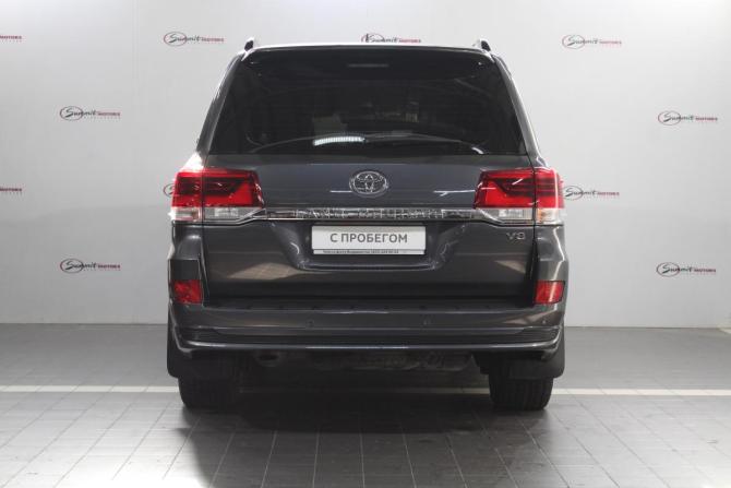 Toyota Land Cruiser 200 Series Рестайлинг 2 с пробегом 2020 года, цена 9 300 000 рублей, 108940 км, внедорожник, Автокод Объявления
