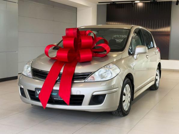 Nissan Tiida I Рестайлинг с пробегом 2010 года, цена 775 000 рублей, 211194 км, хэтчбек, Автокод Объявления