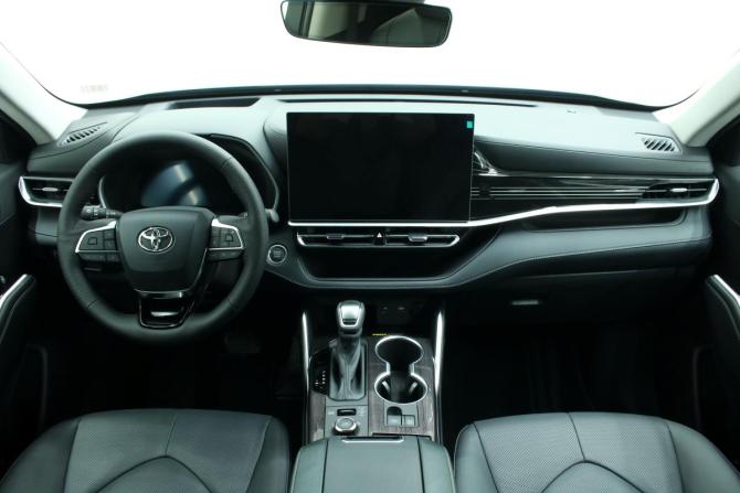 Toyota Highlander IV (XU70) с пробегом 2025 года, цена 5 260 000 рублей, 63 км, внедорожник, Автокод Объявления