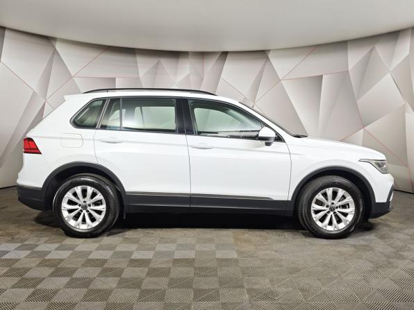 Volkswagen Tiguan II Рестайлинг с пробегом 2021 года, цена 3 680 000 рублей, 15900 км, внедорожник, Автокод Объявления
