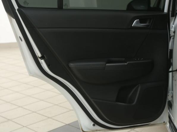 Kia Sportage IV Рестайлинг с пробегом 2019 года, цена 2 236 000 рублей, 130000 км, внедорожник, Автокод Объявления