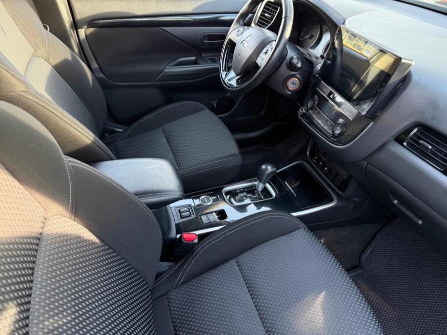 Mitsubishi Outlander III Рестайлинг 3 Оренбург  - изображение 14
