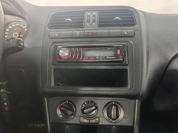 Volkswagen Polo V с пробегом 2011 года, цена 669 000 рублей, 142000 км, седан, Автокод Объявления