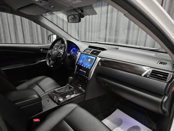 Toyota Camry VII (XV50) Рестайлинг 2 с пробегом 2017 года, цена 1 498 000 рублей, 220000 км, седан, Автокод Объявления