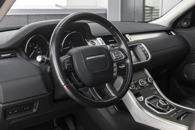 Land Rover Range Rover Evoque I Рестайлинг с пробегом 2018 года, цена 2 999 000 рублей, 84444 км, внедорожник, Автокод Объявления
