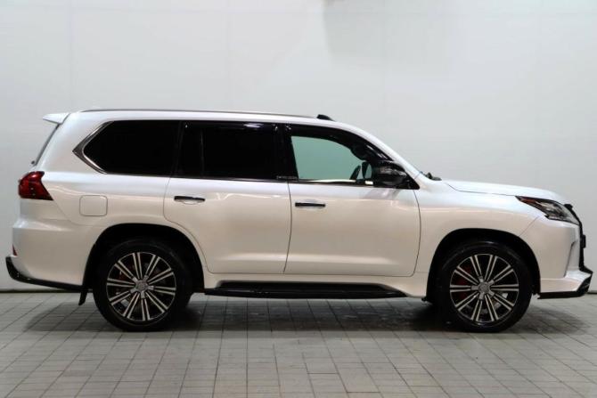 Lexus LX III Рестайлинг 2 с пробегом 2019 года, цена 8 990 000 рублей, 224142 км, внедорожник, Автокод Объявления