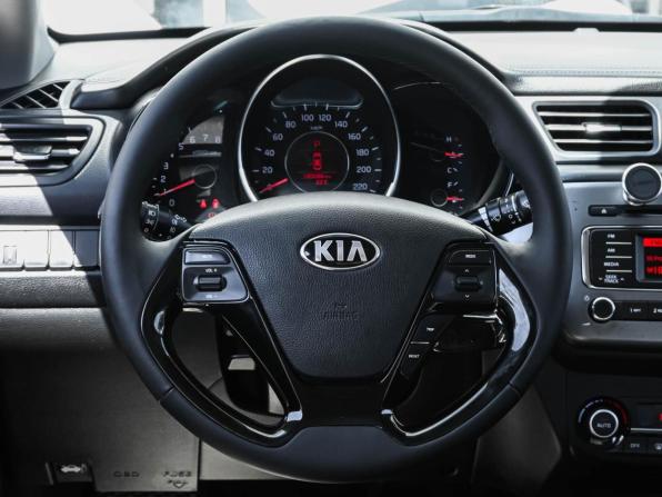Kia Rio III Рестайлинг с пробегом 2015 года, цена 1 019 000 рублей, 180086 км, седан, Автокод Объявления