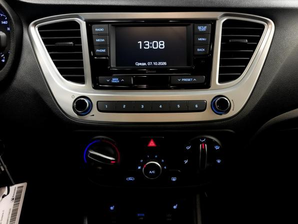 Hyundai Solaris II Рестайлинг с пробегом 2021 года, цена 1 475 000 рублей, 87722 км, седан, Автокод Объявления