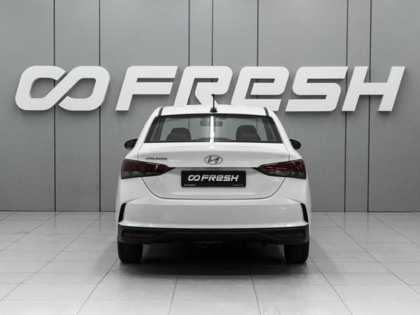 Hyundai Solaris II Рестайлинг с пробегом 2021 года, цена 1 650 000 рублей, 57974 км, седан, Автокод Объявления