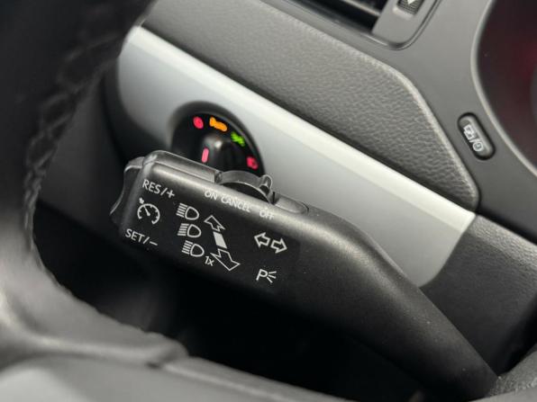 Volkswagen Jetta VI с пробегом 2012 года, цена 835 000 рублей, 129148 км, седан, Автокод Объявления