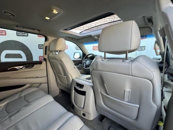 Cadillac Escalade IV с пробегом 2016 года, цена 4 499 990 рублей, 148000 км, внедорожник, Автокод Объявления