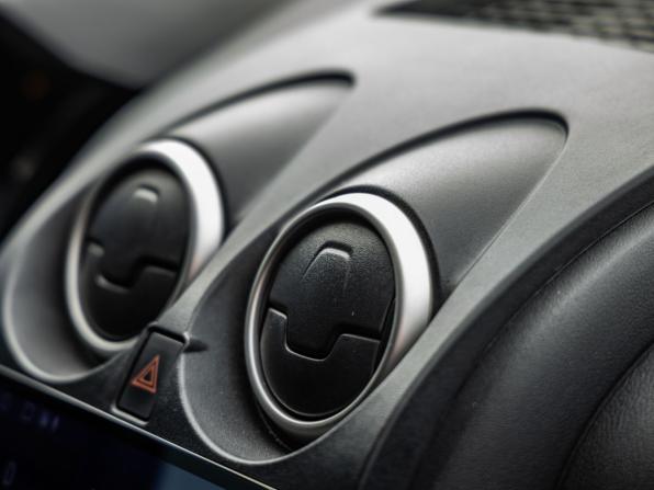 Nissan Qashqai I Рестайлинг с пробегом 2011 года, цена 988 000 рублей, 194474 км, внедорожник, Автокод Объявления