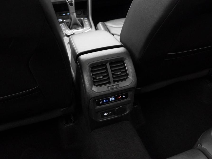 Volkswagen Tiguan II Рестайлинг Москва  - изображение 14