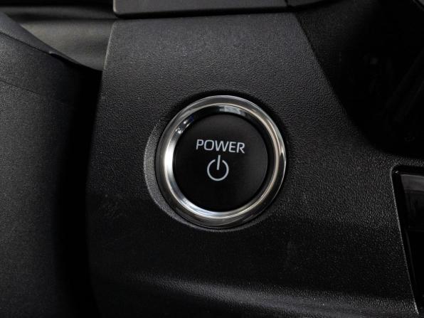 Toyota Camry IX (XV80) China Market с пробегом 2025 года, цена 4 099 000 рублей, 97 км, седан, Автокод Объявления