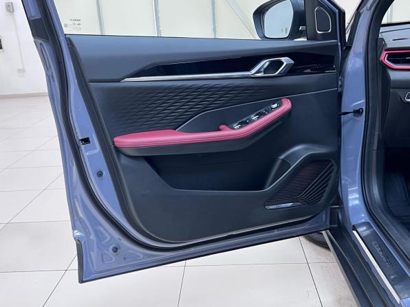 Geely Coolray I Рестайлинг 2 с пробегом 2026 года, цена 2 450 000 рублей, 280 км, внедорожник, Автокод Объявления