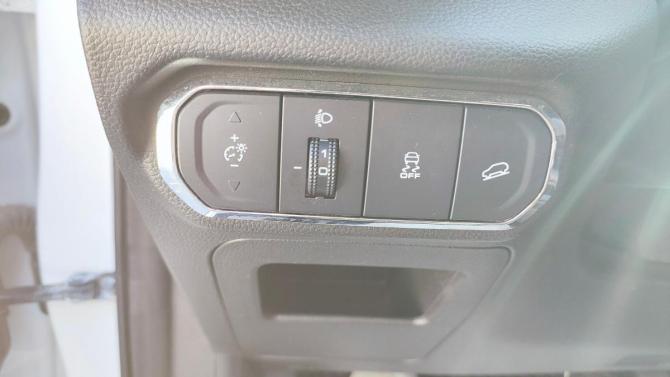 Haval Jolion I Рестайлинг с пробегом 2024 года, цена 1 854 000 рублей, 54500 км, внедорожник, Автокод Объявления