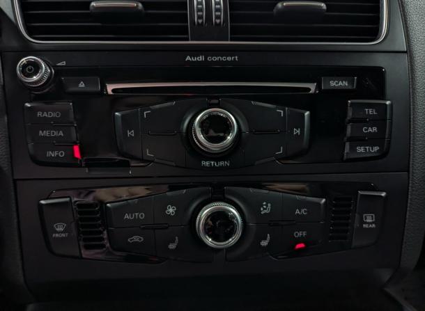 Audi Q5 I (8R) Рестайлинг с пробегом 2015 года, цена 2 890 000 рублей, 61048 км, внедорожник, Автокод Объявления