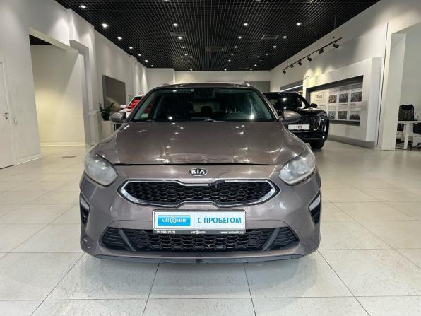Kia Ceed III с пробегом 2019 года, цена 1 048 000 рублей, 329344 км, универсал, Автокод Объявления