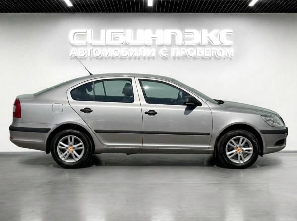 Skoda Octavia II (A5) Рестайлинг с пробегом 2010 года, цена 635 000 рублей, 160975 км, лифтбек, Автокод Объявления