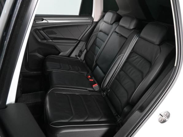 Volkswagen Tiguan II с пробегом 2018 года, цена 2 599 000 рублей, 109651 км, внедорожник, Автокод Объявления