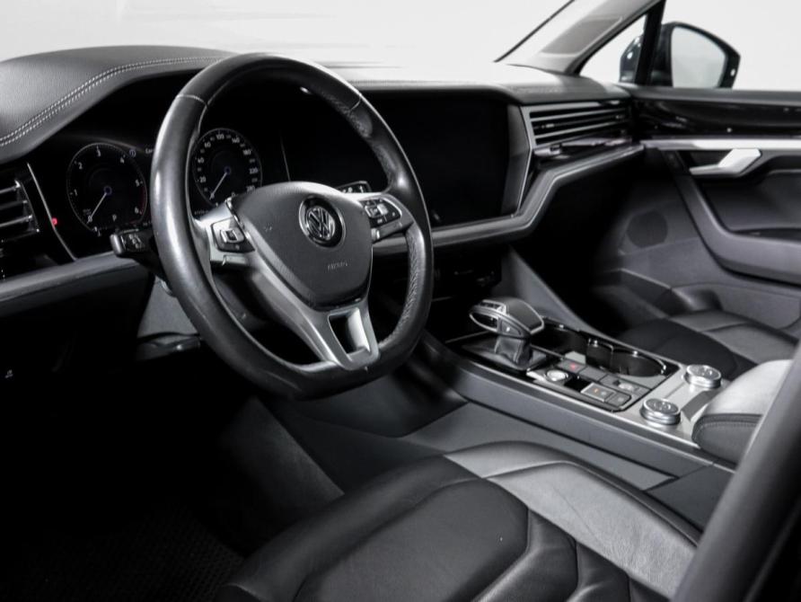 Volkswagen Touareg III Москва  - изображение 15