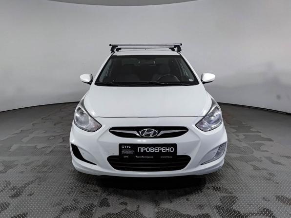 Hyundai Solaris I с пробегом 2012 года, цена 635 000 рублей, 231963 км, седан, Автокод Объявления