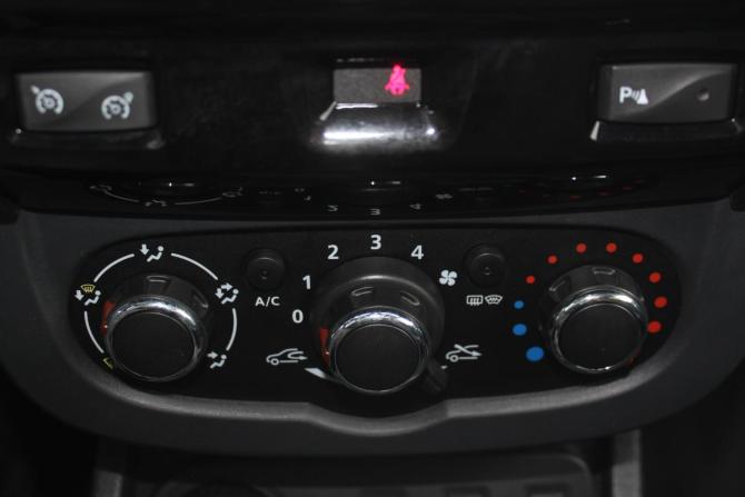 Renault Duster I Рестайлинг с пробегом 2017 года, цена 1 387 000 рублей, 118161 км, внедорожник, Автокод Объявления