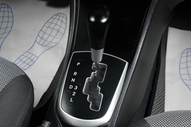 Hyundai Solaris I с пробегом 2013 года, цена 899 000 рублей, 250000 км, седан, Автокод Объявления
