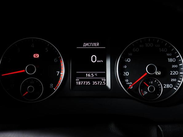 Volkswagen Jetta VI с пробегом 2013 года, цена 930 000 рублей, 187734 км, седан, Автокод Объявления