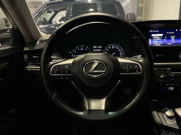 Lexus ES VI Рестайлинг с пробегом 2017 года, цена 2 490 000 рублей, 132973 км, седан, Автокод Объявления