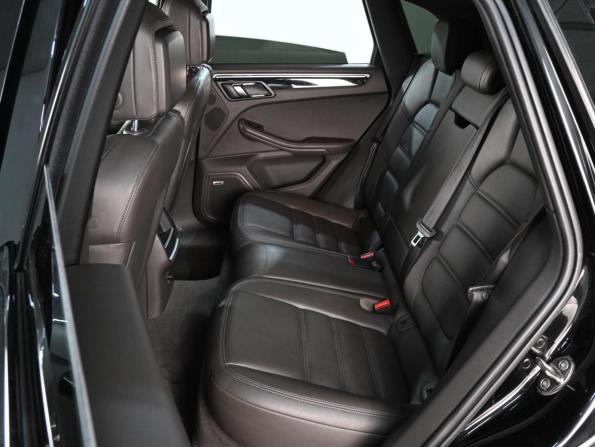 Porsche Macan I с пробегом 2014 года, цена 2 300 000 рублей, 192077 км, внедорожник, Автокод Объявления