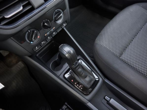 Volkswagen Polo VI с пробегом 2021 года, цена 1 607 000 рублей, 92490 км, лифтбек, Автокод Объявления