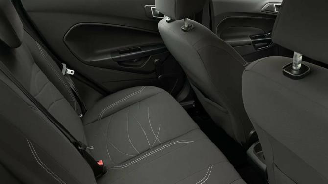 Ford Fiesta Mk6 Рестайлинг с пробегом 2015 года, цена 769 000 рублей, 202000 км, седан, Автокод Объявления