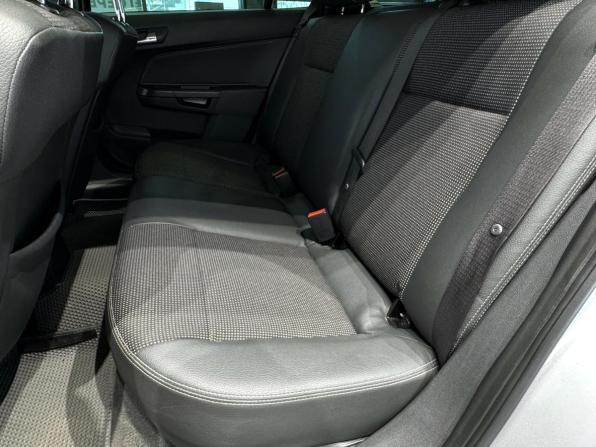 Opel Astra H Рестайлинг с пробегом 2014 года, цена 940 000 рублей, 154152 км, универсал, Автокод Объявления