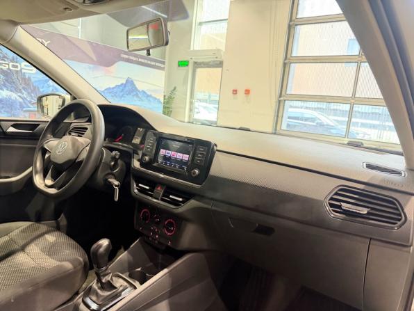 Volkswagen Polo VI с пробегом 2021 года, цена 1 370 000 рублей, 181235 км, лифтбек, Автокод Объявления