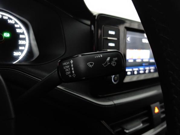 Volkswagen Polo VI с пробегом 2021 года, цена 1 499 000 рублей, 105489 км, лифтбек, Автокод Объявления