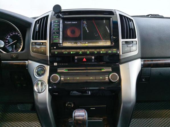 Toyota Land Cruiser 200 Series Рестайлинг 1 с пробегом 2014 года, цена 4 100 000 рублей, 230529 км, внедорожник, Автокод Объявления