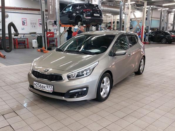 Kia Ceed II Рестайлинг с пробегом 2016 года, цена 950 000 рублей, 152058 км, хэтчбек, Автокод Объявления