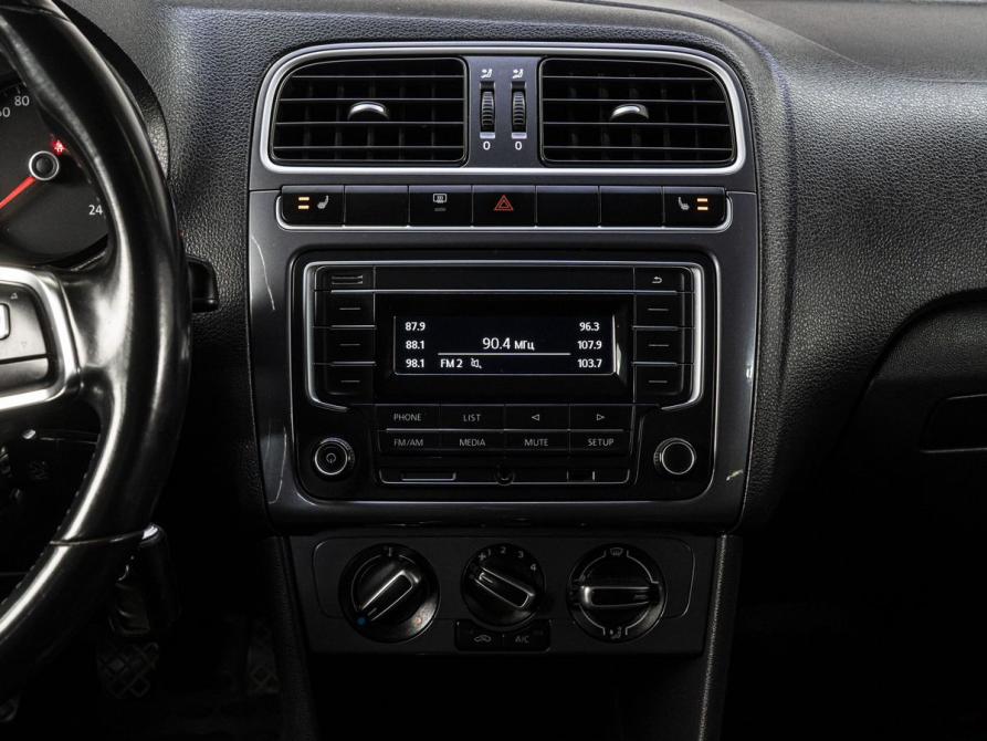 Volkswagen Polo V Рестайлинг Тюмень  - изображение 19