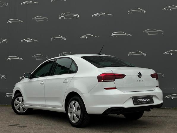 Volkswagen Polo VI с пробегом 2022 года, цена 1 624 800 рублей, 74841 км, лифтбек, Автокод Объявления