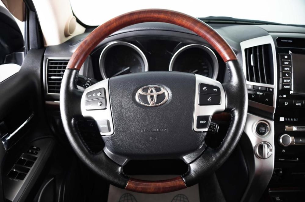 Toyota Land Cruiser 200 Series Рестайлинг 1 Пермь  - изображение 15
