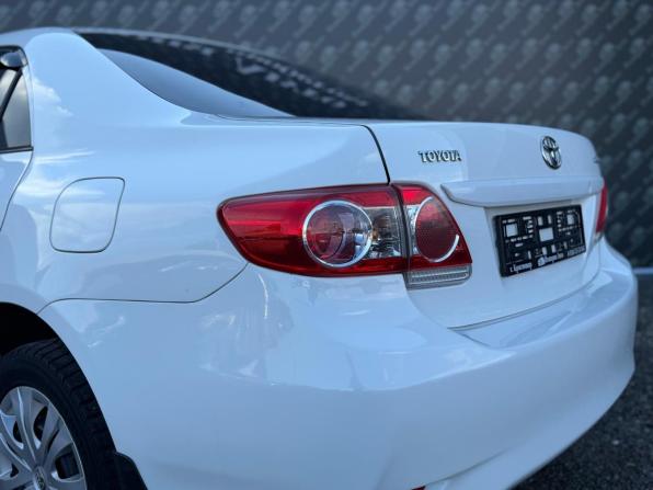 Toyota Corolla X (E140 E150) Рестайлинг с пробегом 2011 года, цена 900 000 рублей, 215000 км, седан, Автокод Объявления