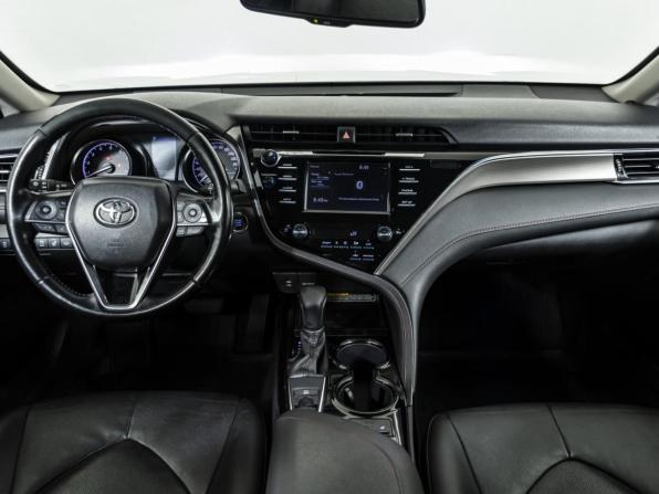 Toyota Camry VIII (XV70) с пробегом 2021 года, цена 2 748 000 рублей, 157908 км, седан, Автокод Объявления