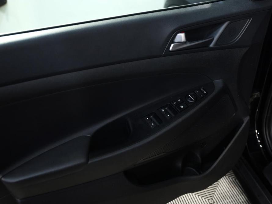 Hyundai Tucson III Санкт-Петербург  - изображение 23