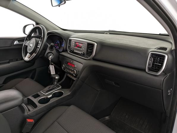 Kia Sportage IV Рестайлинг с пробегом 2020 года, цена 2 275 000 рублей, 48500 км, внедорожник, Автокод Объявления